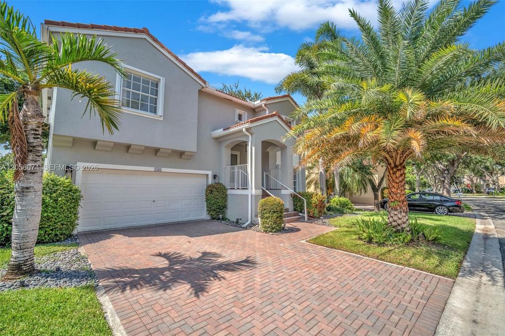 7565 NW 19th Drive, Pembroke Pines, FL 33024