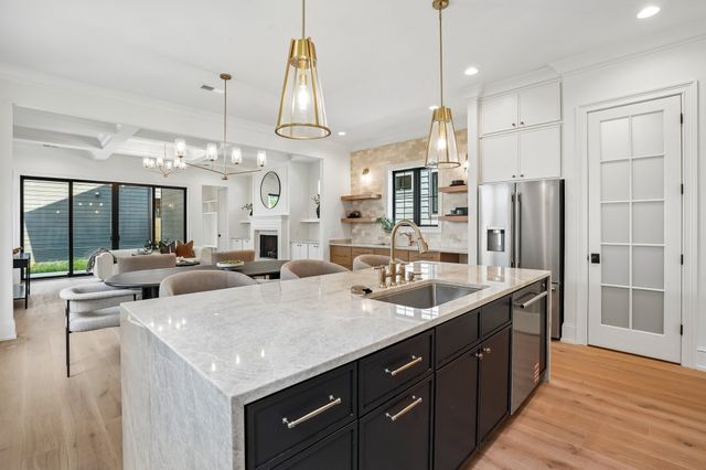 1124 N 7th St, Nashville, TN 37207