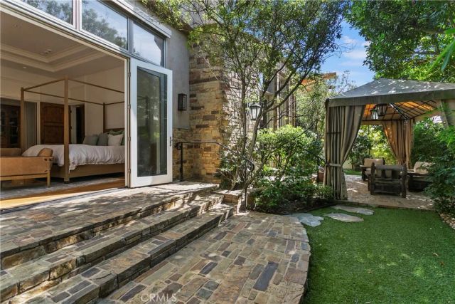 15 Smithcliffs, Laguna Beach, CA 92651