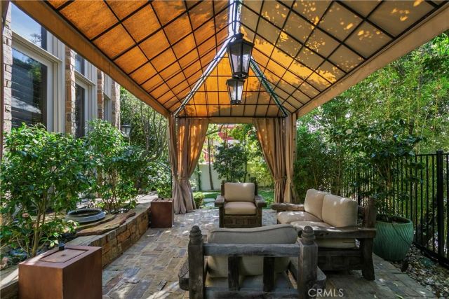 15 Smithcliffs, Laguna Beach, CA 92651