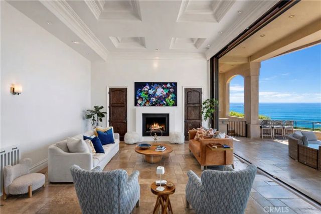 15 Smithcliffs, Laguna Beach, CA 92651
