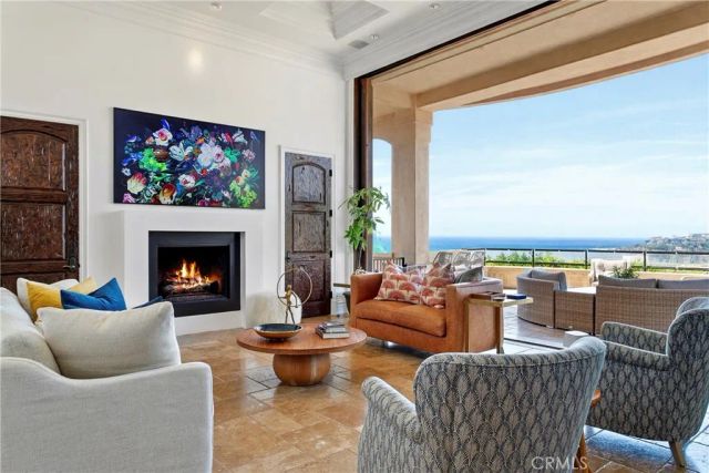 15 Smithcliffs, Laguna Beach, CA 92651