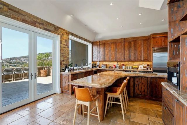 15 Smithcliffs, Laguna Beach, CA 92651