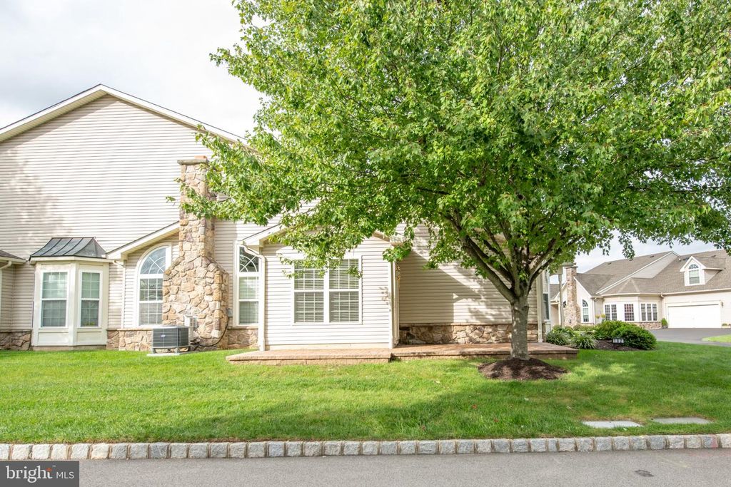 182 SHADY BROOK DR #289, Langhorne, PA 19047 — photo 3