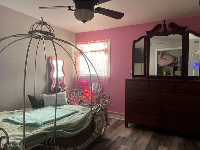 240 Warner Road, Hubbard, OH 44425