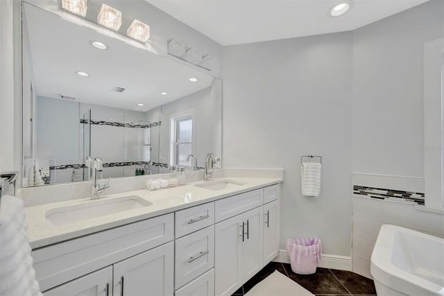 5403 PALMETTO POINT DRIVE, Palmetto, FL 34221