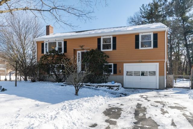 21 Meadowvale Rd, Burlington, MA 01803
