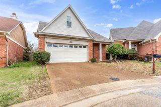 8676 N ASHLEY GLEN CIR, Memphis, TN 38018