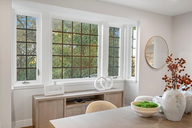 260 Robin Road, Hillsborough, CA 94010