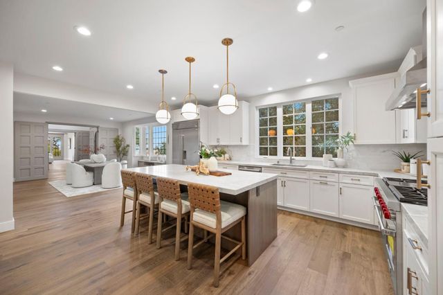 260 Robin Road, Hillsborough, CA 94010