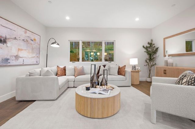 260 Robin Road, Hillsborough, CA 94010