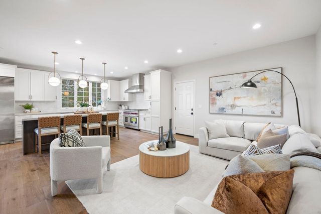 260 Robin Road, Hillsborough, CA 94010