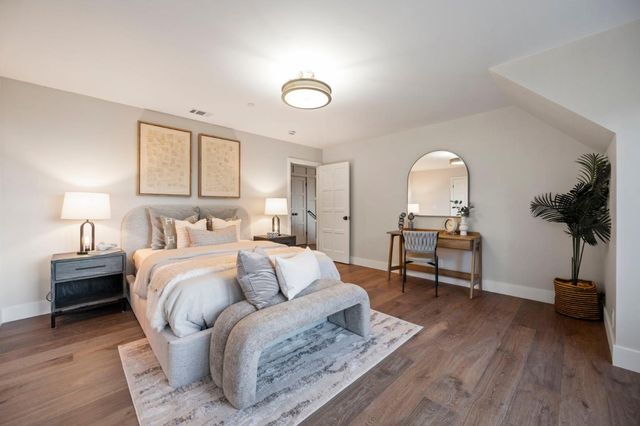 260 Robin Road, Hillsborough, CA 94010