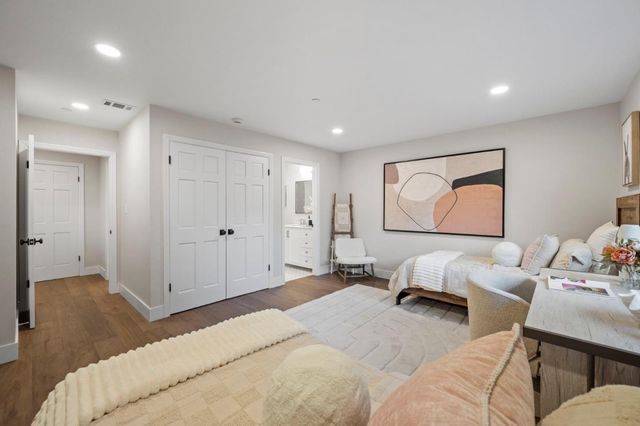 260 Robin Road, Hillsborough, CA 94010