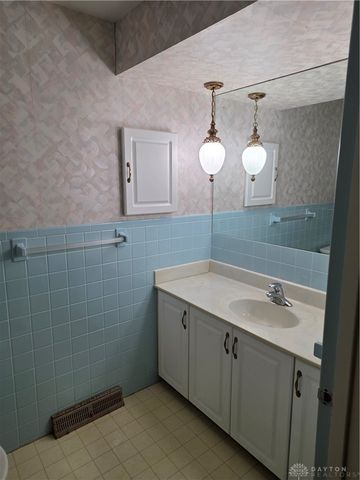 5526 Red Coach Road, Dayton, OH 45429