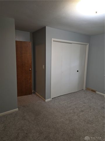 5526 Red Coach Road, Dayton, OH 45429