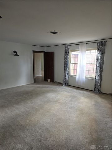 5526 Red Coach Road, Dayton, OH 45429