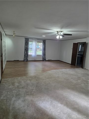 5526 Red Coach Road, Dayton, OH 45429