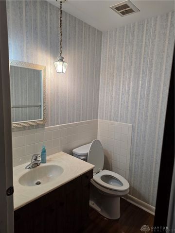 5526 Red Coach Road, Dayton, OH 45429