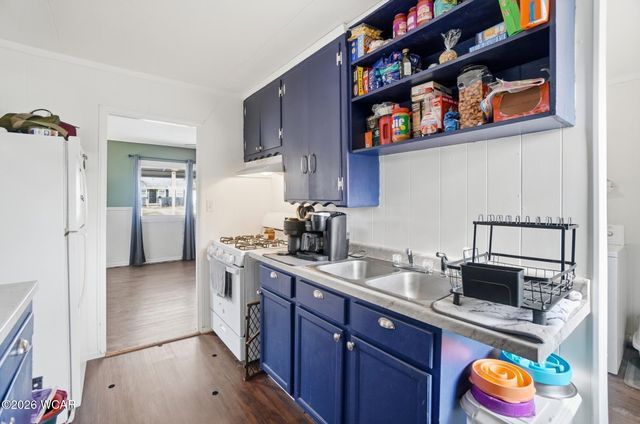 557 W Ashton Avenue, Lima, OH 45801