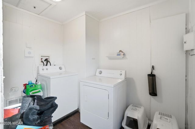 557 W Ashton Avenue, Lima, OH 45801