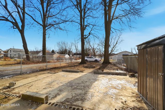 557 W Ashton Avenue, Lima, OH 45801