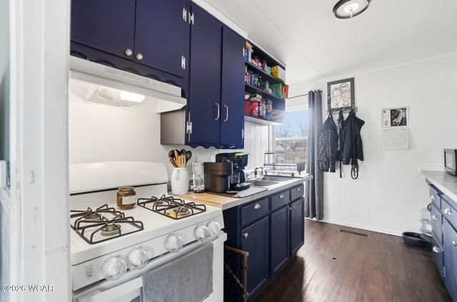 557 W Ashton Avenue, Lima, OH 45801