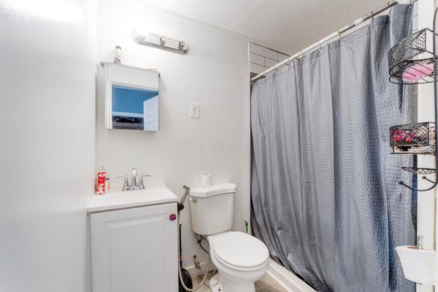 2640-2642 W Broad Street, Columbus, OH 43204