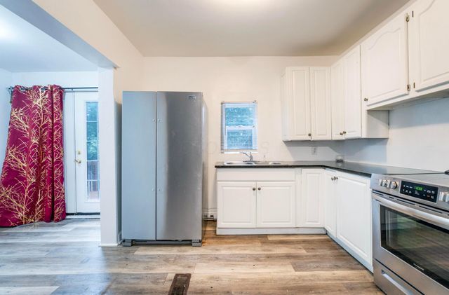 2640-2642 W Broad Street, Columbus, OH 43204