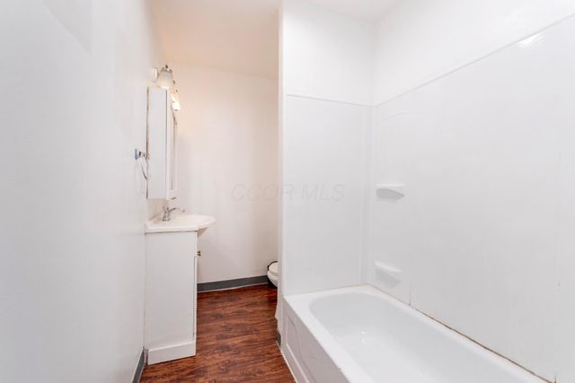2640-2642 W Broad Street, Columbus, OH 43204