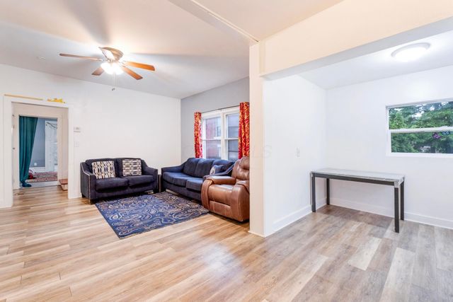 2640-2642 W Broad Street, Columbus, OH 43204