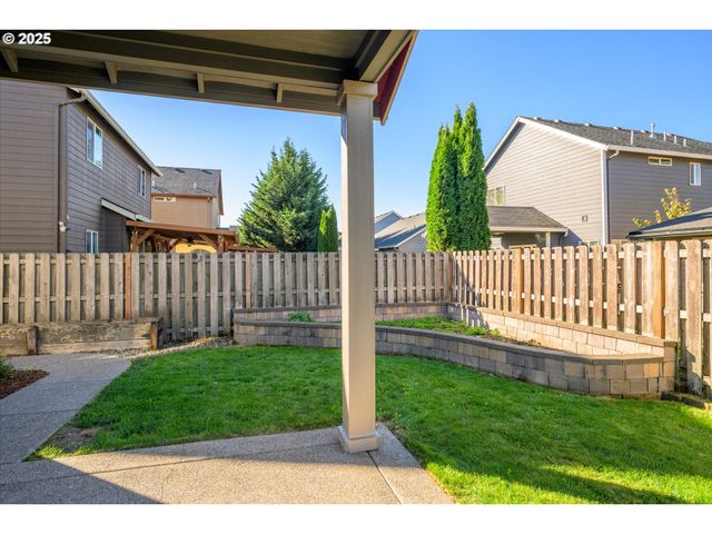 536 RABER Rd, Eugene, OR 97402