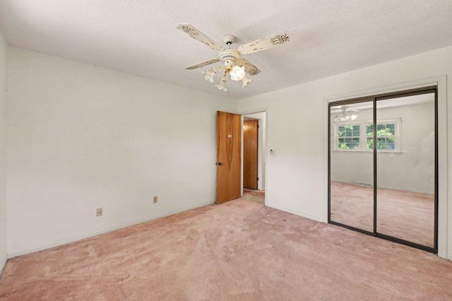 649 Pelzer Drive, Mount Pleasant, SC 29464