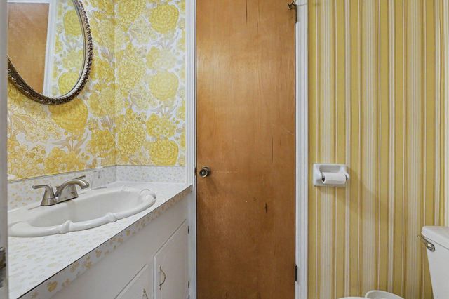649 Pelzer Drive, Mount Pleasant, SC 29464