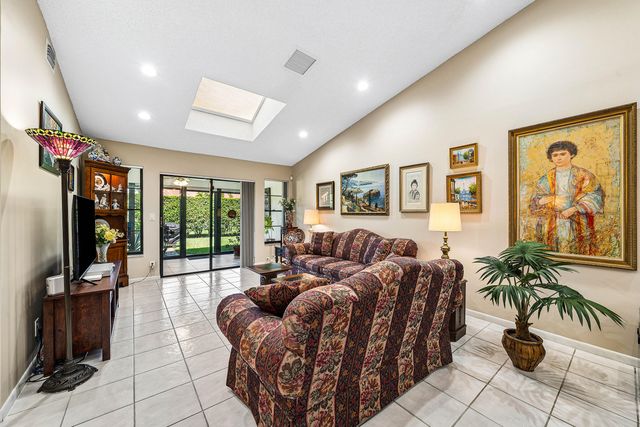 10069 Andrea Lane A, Boynton Beach, FL 33437