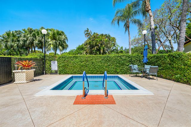 10069 Andrea Lane A, Boynton Beach, FL 33437