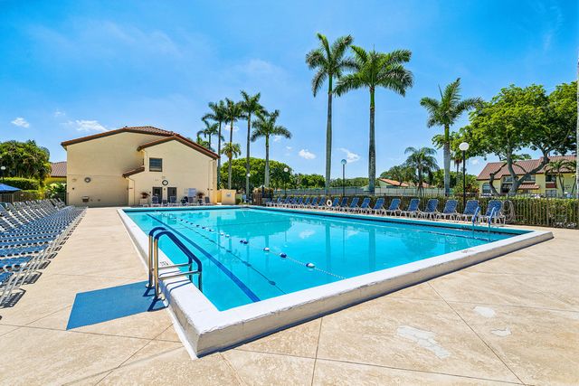 10069 Andrea Lane A, Boynton Beach, FL 33437