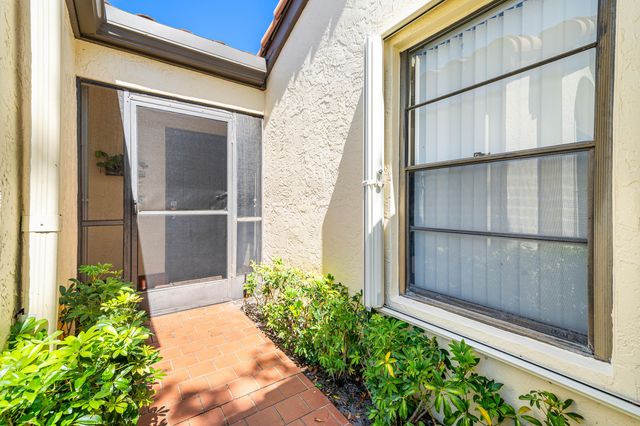 10069 Andrea Lane A, Boynton Beach, FL 33437
