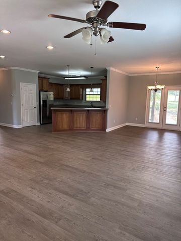 183 Chestnutt Road, Slocomb, AL 36375