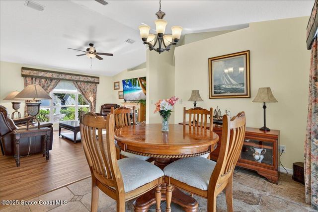 467 Caravan Terrace, Sebastian, FL 32958