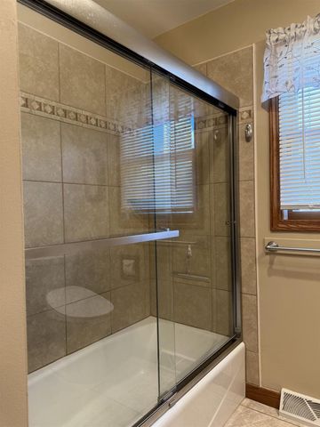 1106 E BYRD STREET, Appleton, WI 54911