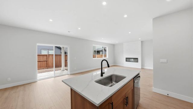 21556 SE Etna Place, Bend, OR 97702