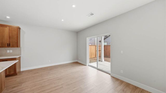 21556 SE Etna Place, Bend, OR 97702