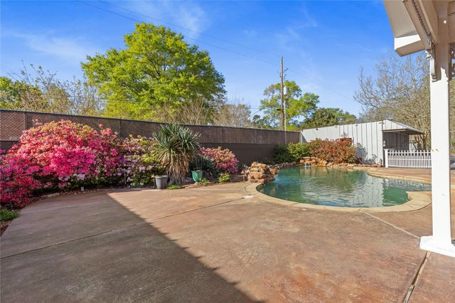 11547 Crockett Martin Road, Conroe, TX 77306