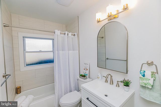 252 N OLDS BLVD, Fairless Hills, PA 19030