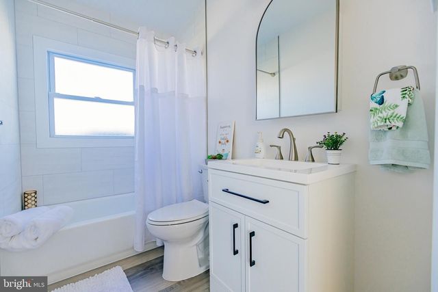 252 N OLDS BLVD, Fairless Hills, PA 19030