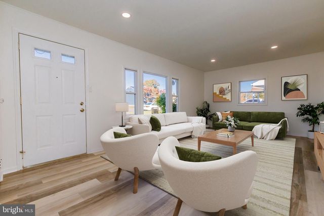 252 N OLDS BLVD, Fairless Hills, PA 19030