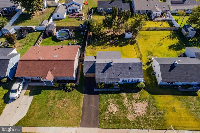 252 N OLDS BLVD, Fairless Hills, PA 19030