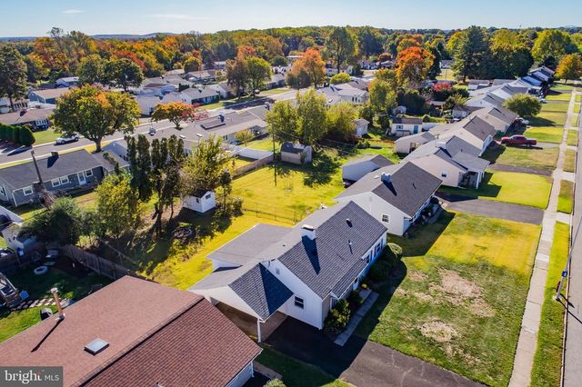 252 N OLDS BLVD, Fairless Hills, PA 19030