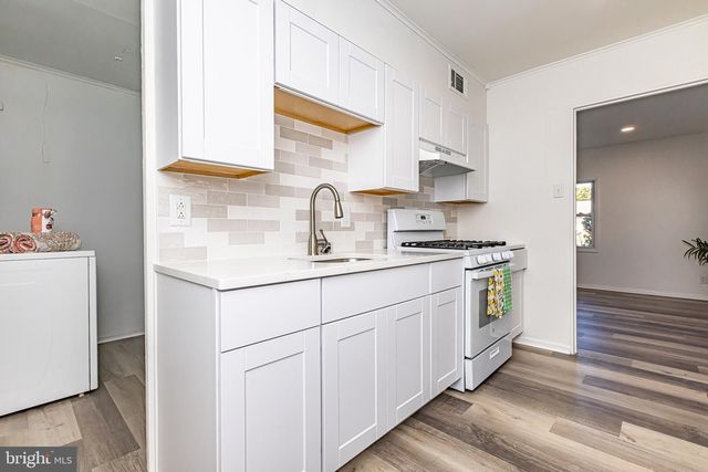 252 N OLDS BLVD, Fairless Hills, PA 19030